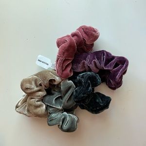 NEW Urban Outfitters Scrunchies